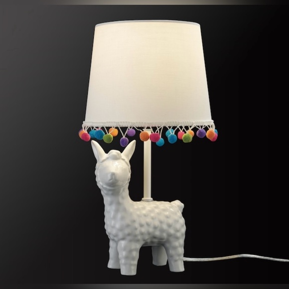 Laney LLAMA 🦙🌸🦙16.5-in White Table Lamp, kids lamp, Colorful Pom Poms, NEW! - Picture 1 of 9